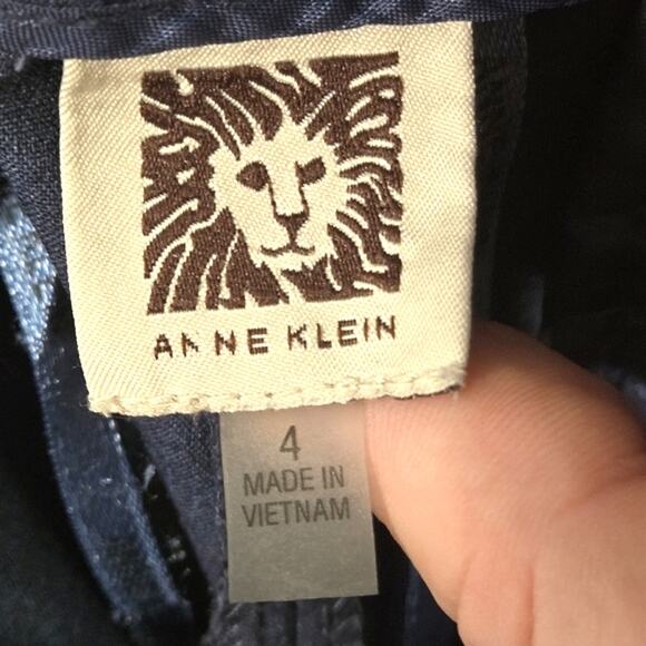 Anne Klein Women's Pants Bowie Crepe Neutral Casual Size 4 Slim Fit Tapered Leg - Picture 6 of 11